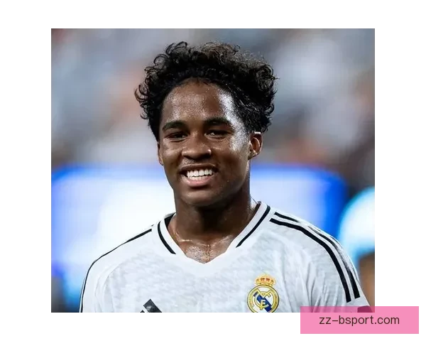 恩德里克西甲首秀替补出场即建功引爆全场热情