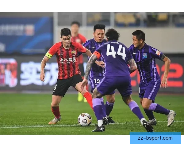 广州队全华班青年军崭露锋芒中甲联赛迎来青春风暴勇夺第三名 广州队全华班青年军崭露锋芒中甲联赛迎来青春风暴勇夺第三名